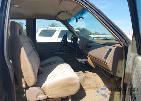 1994 Chevrolet Gmt-400 C1500 from USA, damaged, VIN 1GCEC19K4RE242555